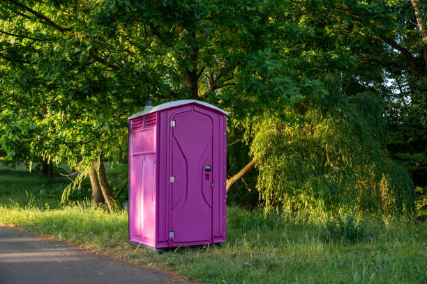 Porta potty delivery and setup in Veneta, OR